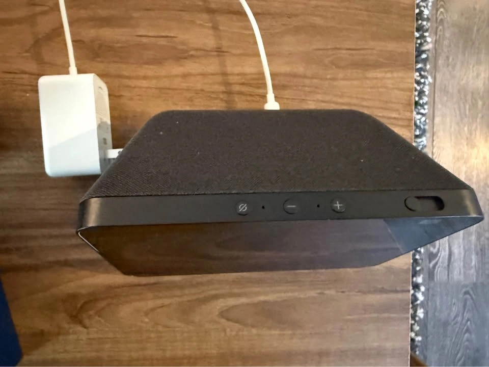 Amazon Echo Show 8 - photo 3