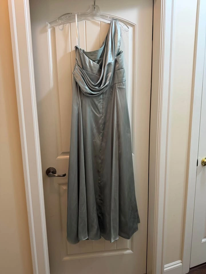 Bridesmaid Dress Dusty Sage - photo 2