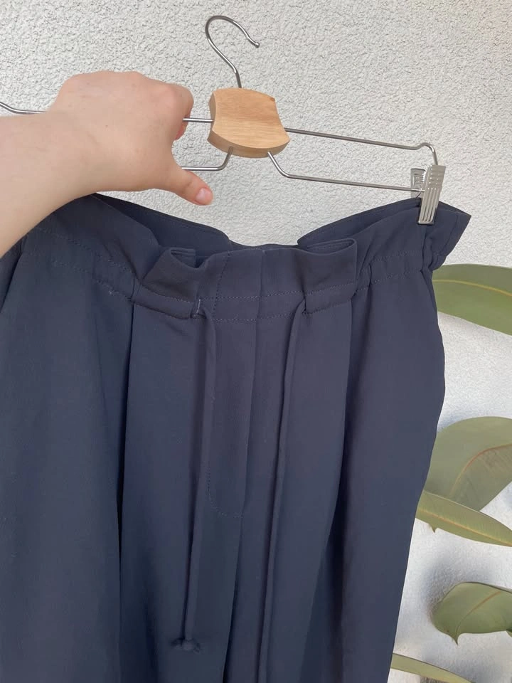 Size M, Wilfred High Rise Tapered Paperbag Pants - photo 4