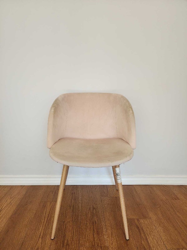 Blush Pink Velvet Accent Chair - photo 2