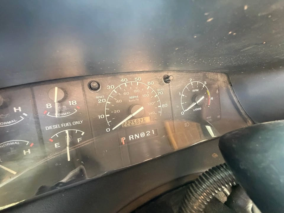 1993 Ford F-350 · 165" WB - photo 4