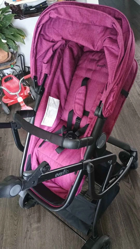 Evenflo stroller - photo 3