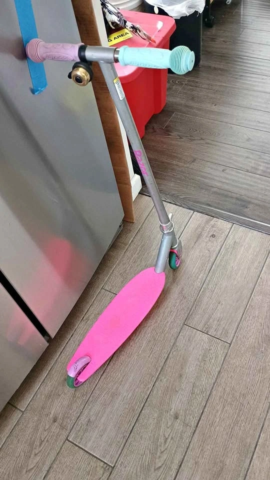 Razor Scooter for Girls