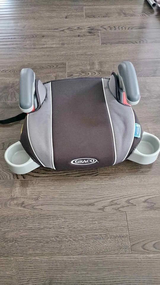 Graco Backless Booster Car Seat