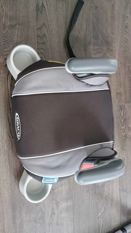 Graco Backless Booster Car Seat - photo 2