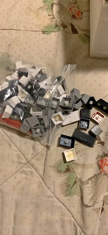 Keycaps 68 piece set from Magegee