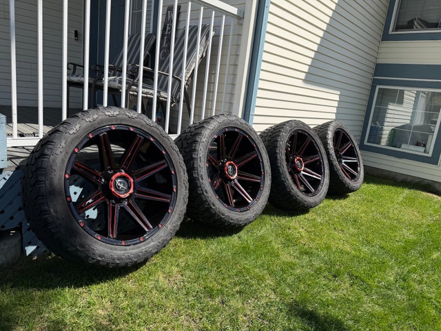 XF OFFROAD XF-220 Wheels 5x127 & 5x139.7 22x12