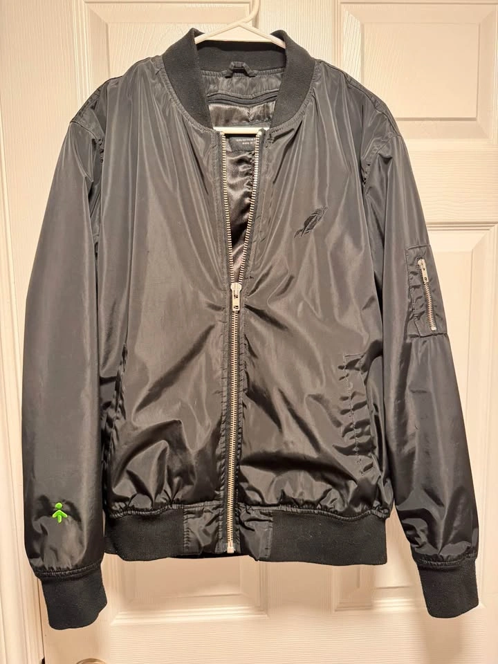 Business casual shirts + black jackets - photo 3