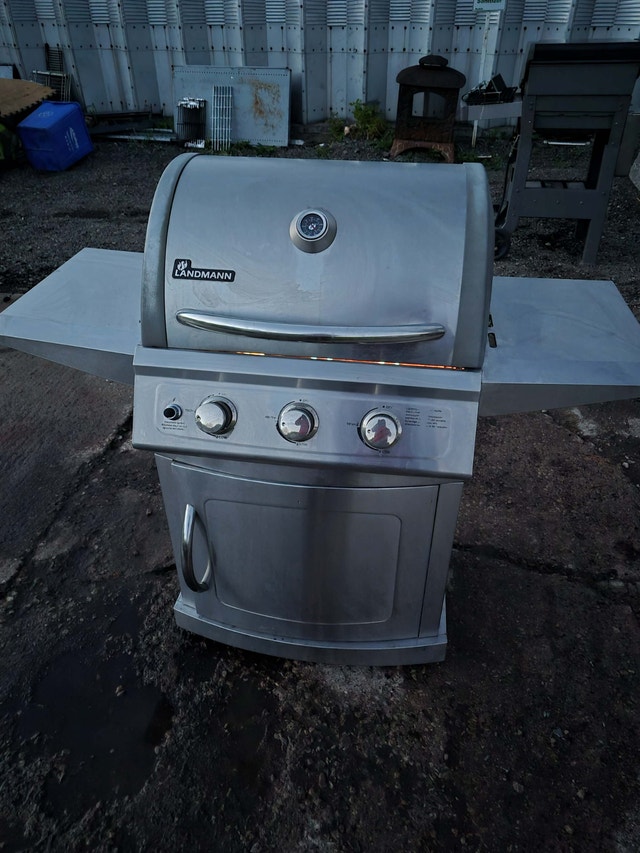 Landmann Stainless Steel Propane BBQ - photo 3