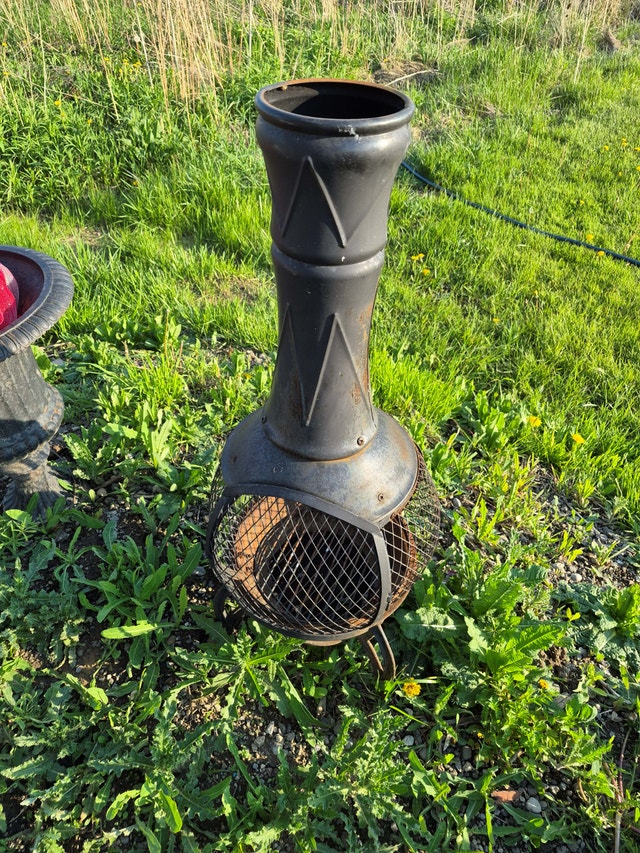 outdoor firepit chimney fire place