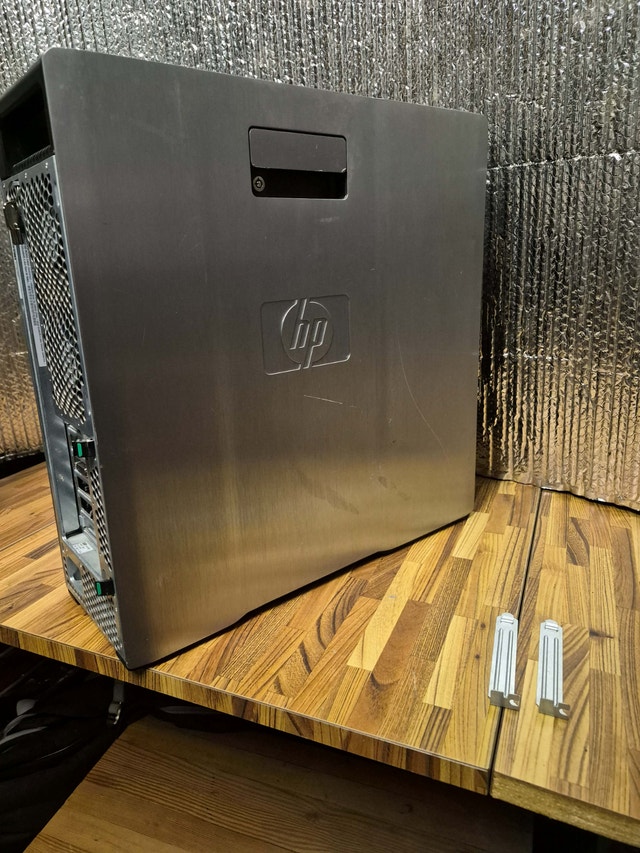 HP aluminum PC case locking HP Z600 workshop handle - photo 5
