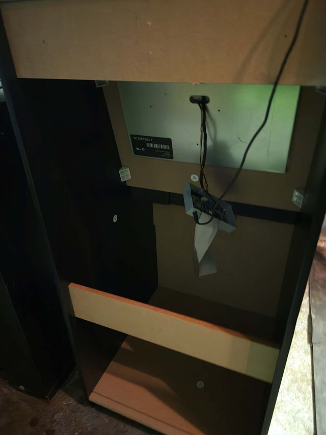 Street fighter arcade 1up 3/4 scale system (not working) - photo 5