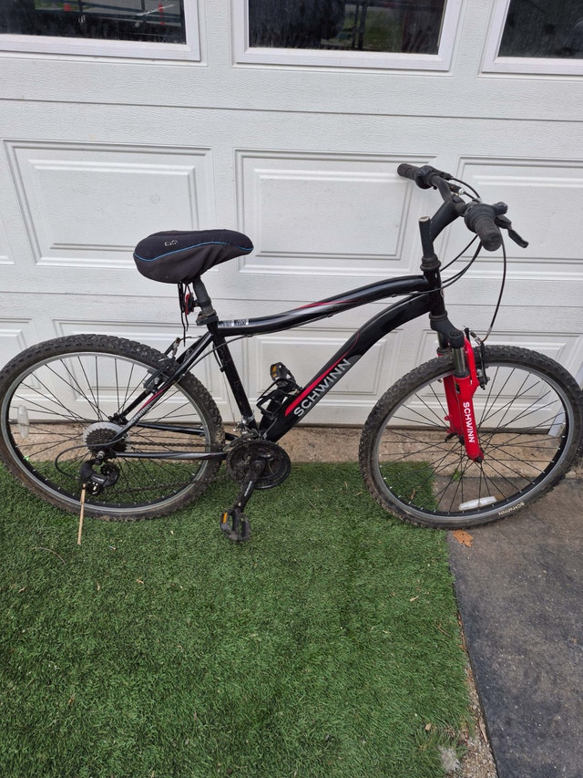 26' Schwinn Suspend mountain bike black & red bicycle - photo 5
