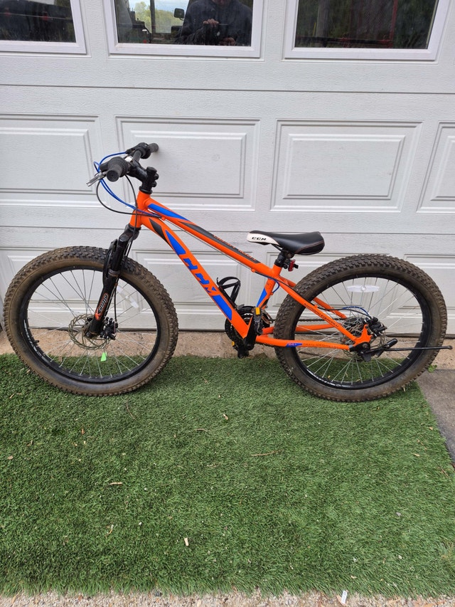 24'' big wheel CCM trail head orange mountain bike