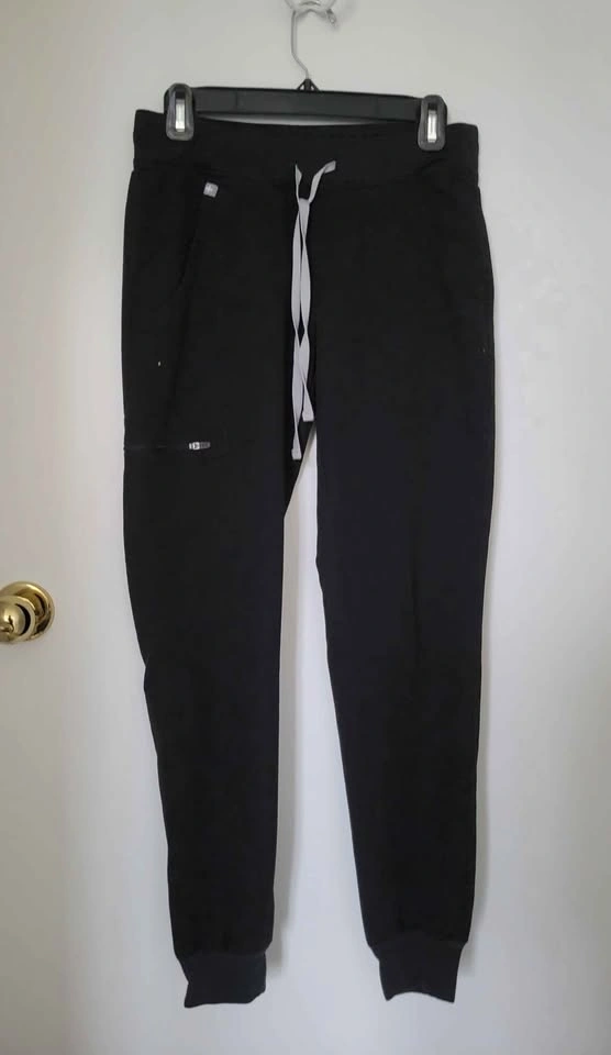 Figs scrubs - photo 2