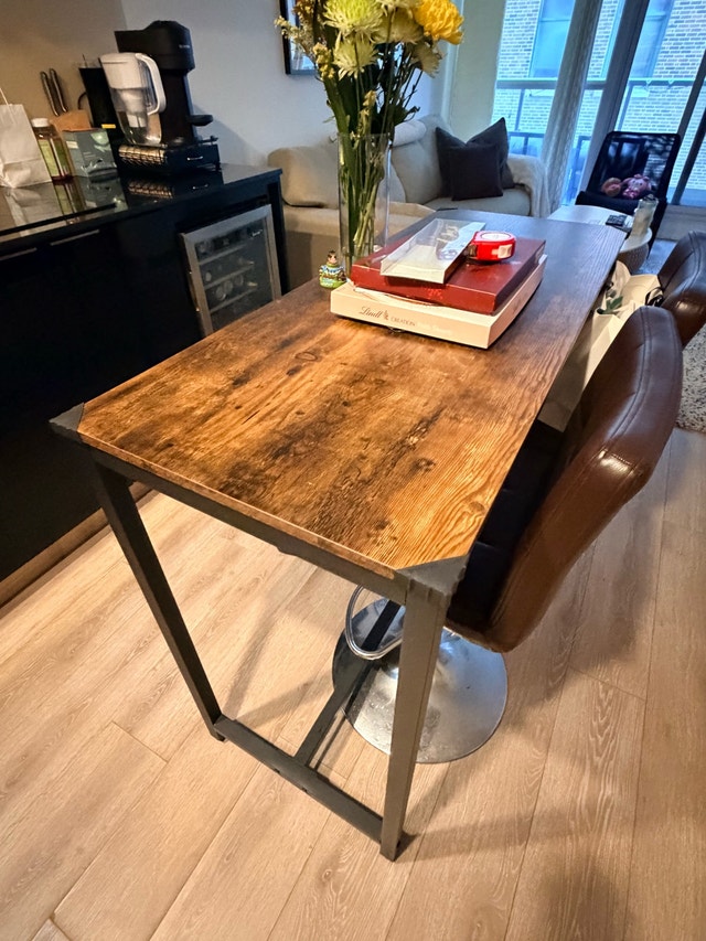 Rustic Industrial Bar Table and 2 bar chairs/stools - photo 4