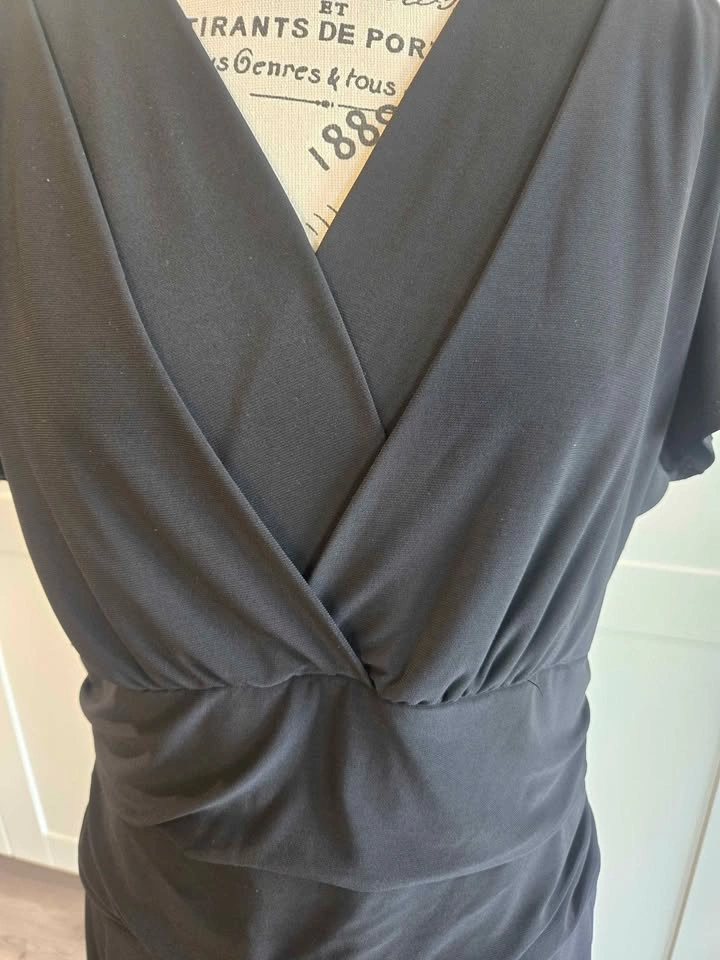Cleo v neck formal dress - photo 2