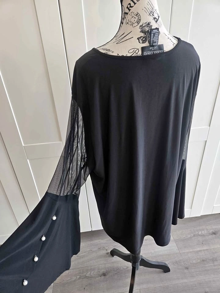 Frank Lyman plus size top