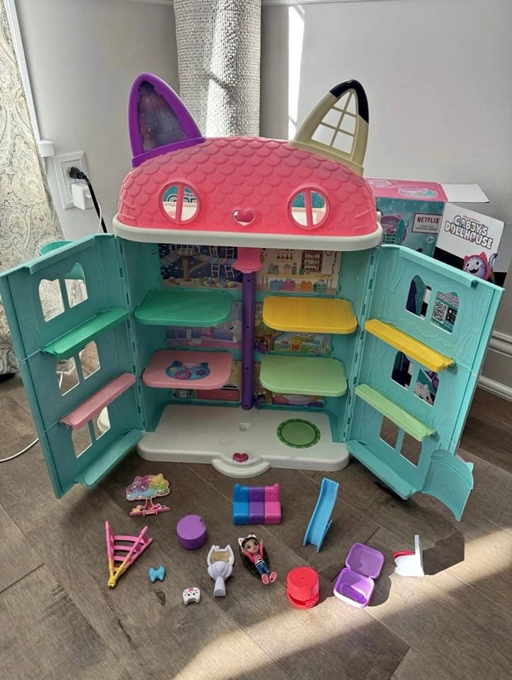 Original Gabby’s Dollhouse