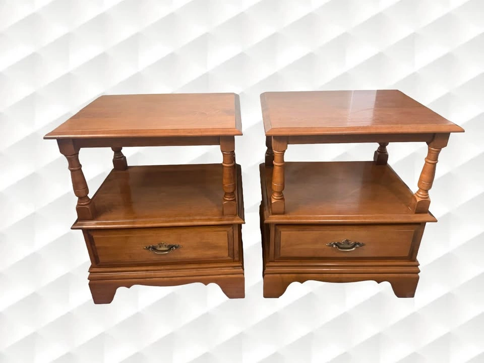 Vintage Night Stand Exquisite Wooden Set - photo 4