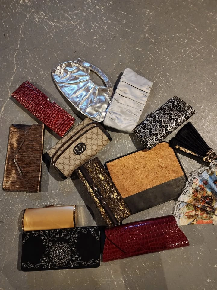 purse lot
