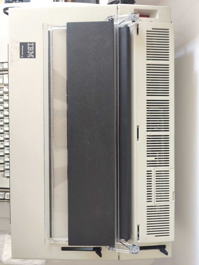 IBM Wheelwriter 3 Typewriter - photo 2