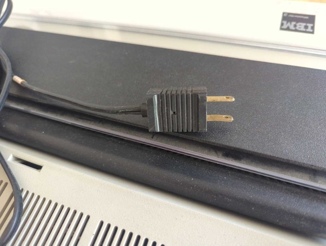 IBM Wheelwriter 3 Typewriter - photo 5