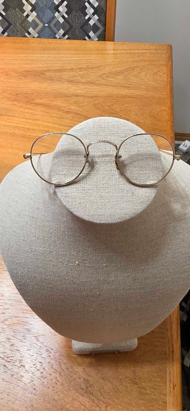 Vintage 1/10 12k Gold Filled Eyeglasses
