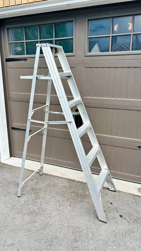 6ft aluminum step ladder