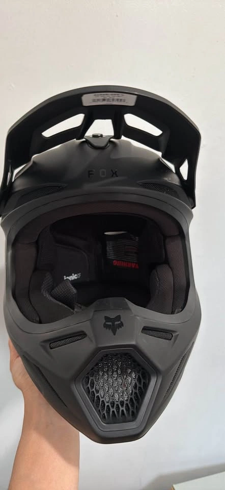 Fox V3 Motocross Helmet Large - photo 2