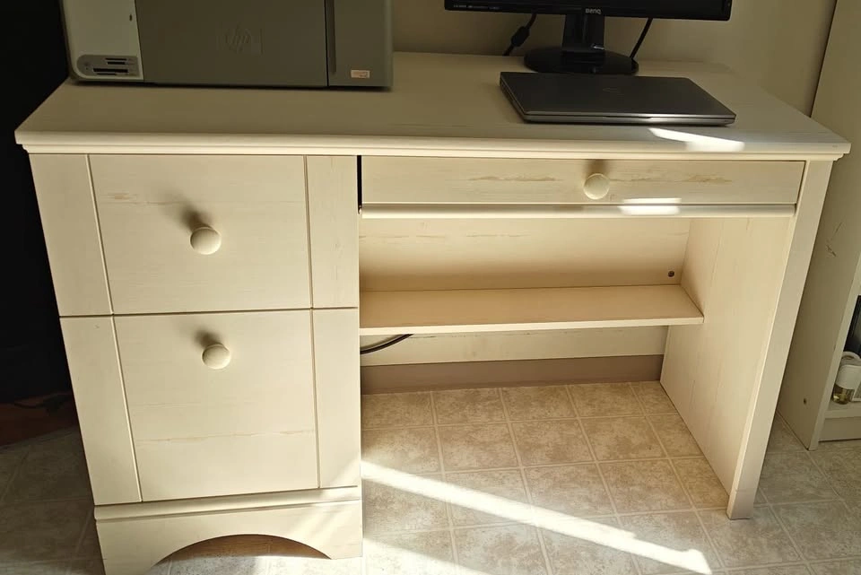 Sauder 44"W Wood Computer Desk, Antiqued White w/ 3 drawers - photo 4