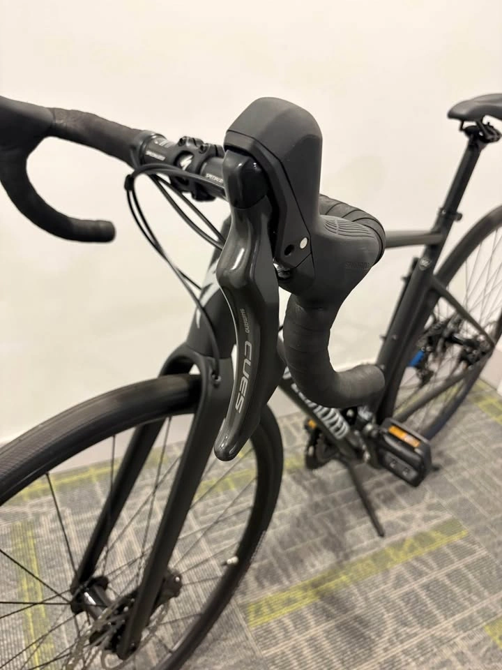 Specialized Allez road bike - photo 2