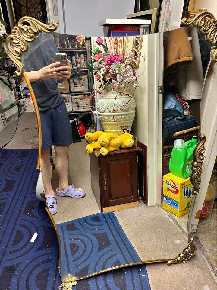 Vintage Wonder Glo Mirror