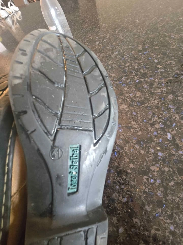 Joesph Siebel mule slippers - photo 4
