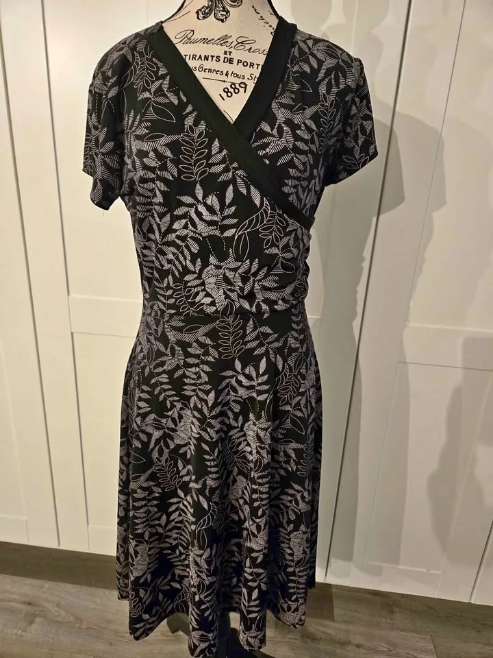 Black patterned wrap dress