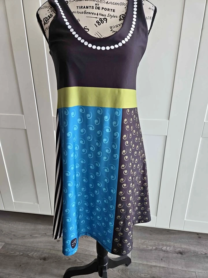 Volt dress