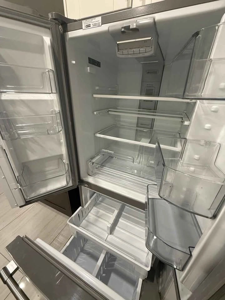 Maytag Refrigerator - photo 2