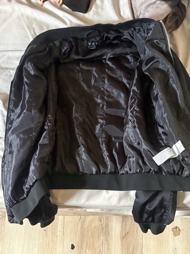 U2B Black Bomber Jacket - photo 3