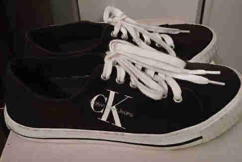 Calvin Klein Sneakers - Ladies