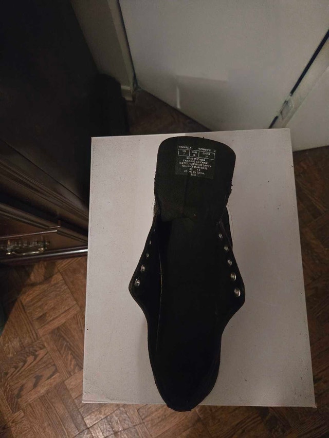 Calvin Klein Sneakers - Ladies - photo 3