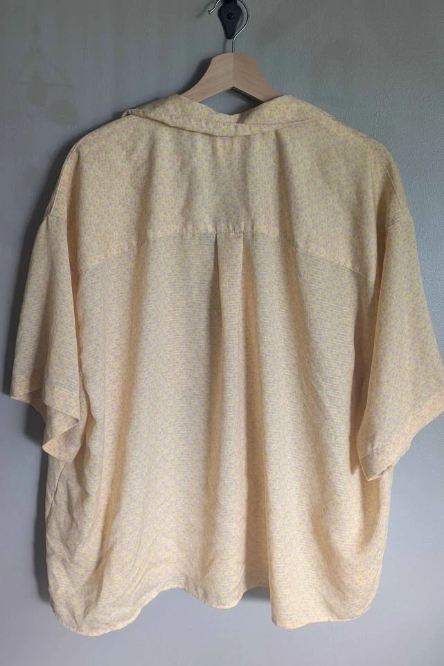 Levi's XXL Peach Floral Short Sleeve Button Up Shirt - photo 5