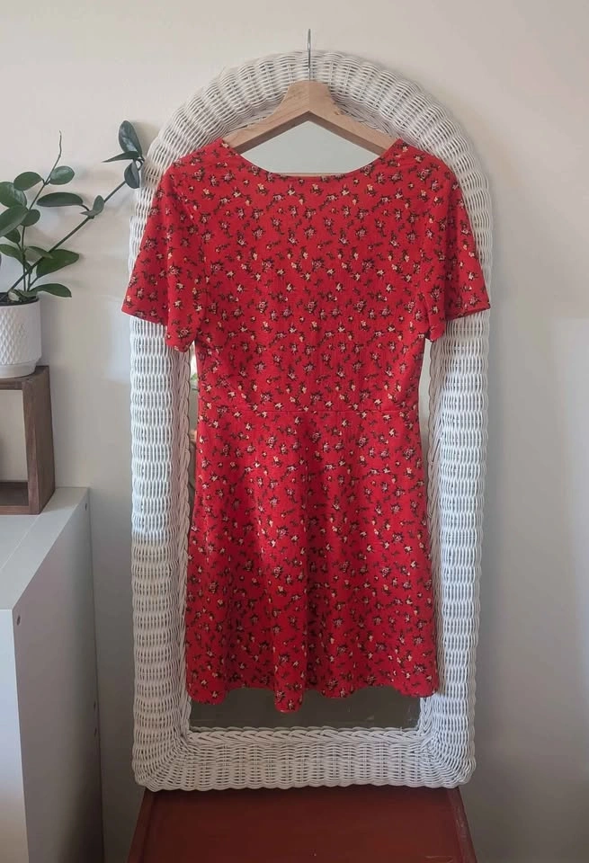 Red Floral Zara Dress - photo 4