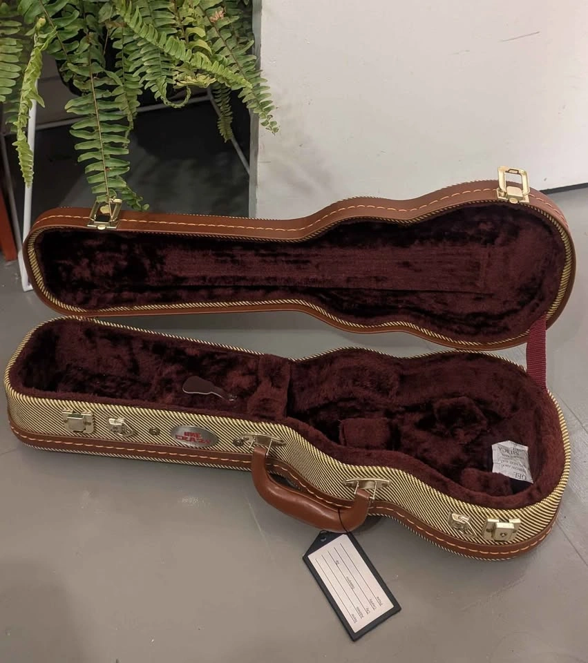 New Ukulele Tweed Hard Case - photo 3