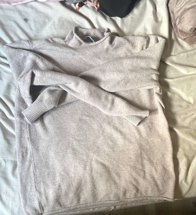 Cotton Turtleneck and Black Shorts Bundle - photo 3