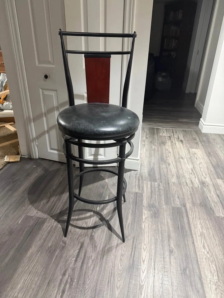 Bar stools - photo 3
