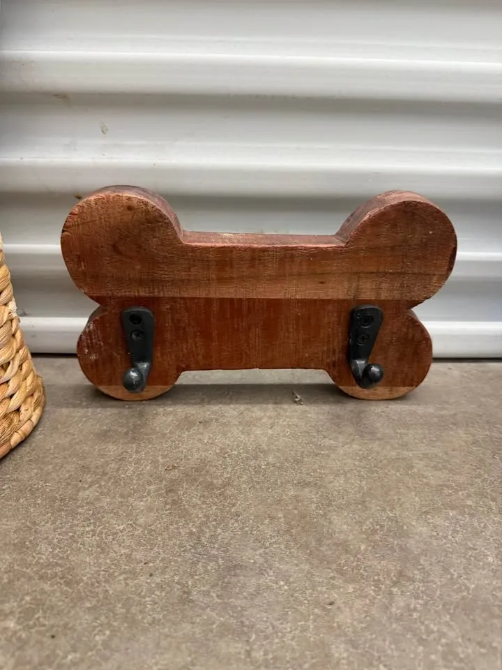 Dog/Pet Decor Bundle – Excellent Condition - photo 4