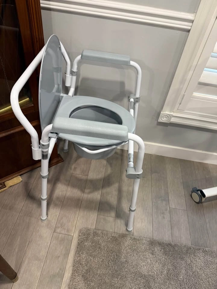 Commode chair - photo 2