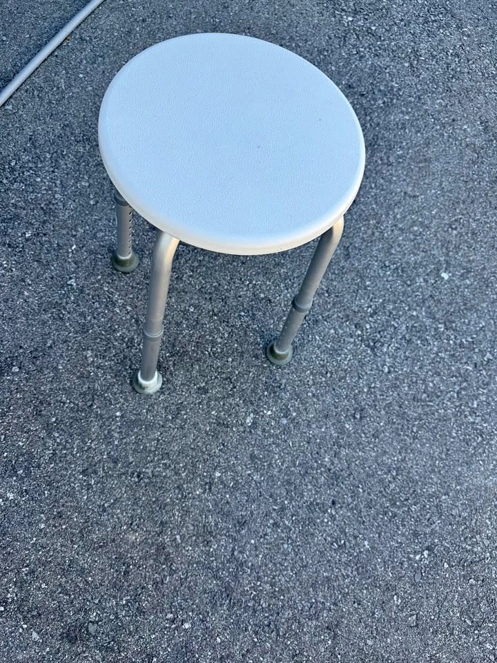 Shower chair