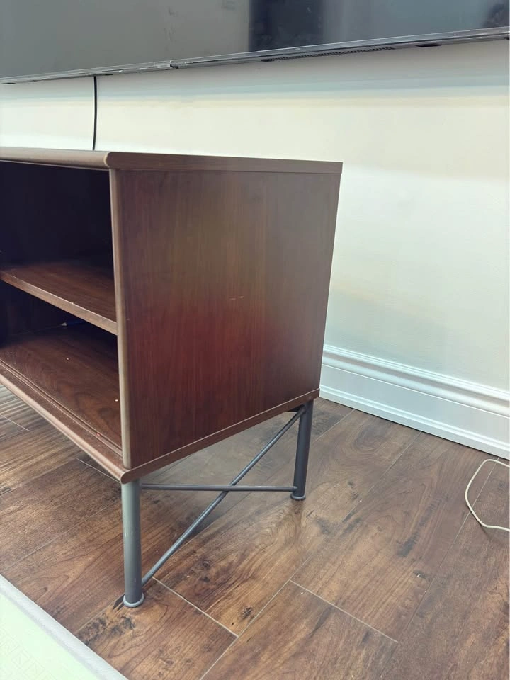 TV Console / Media Stand for Sale - photo 2