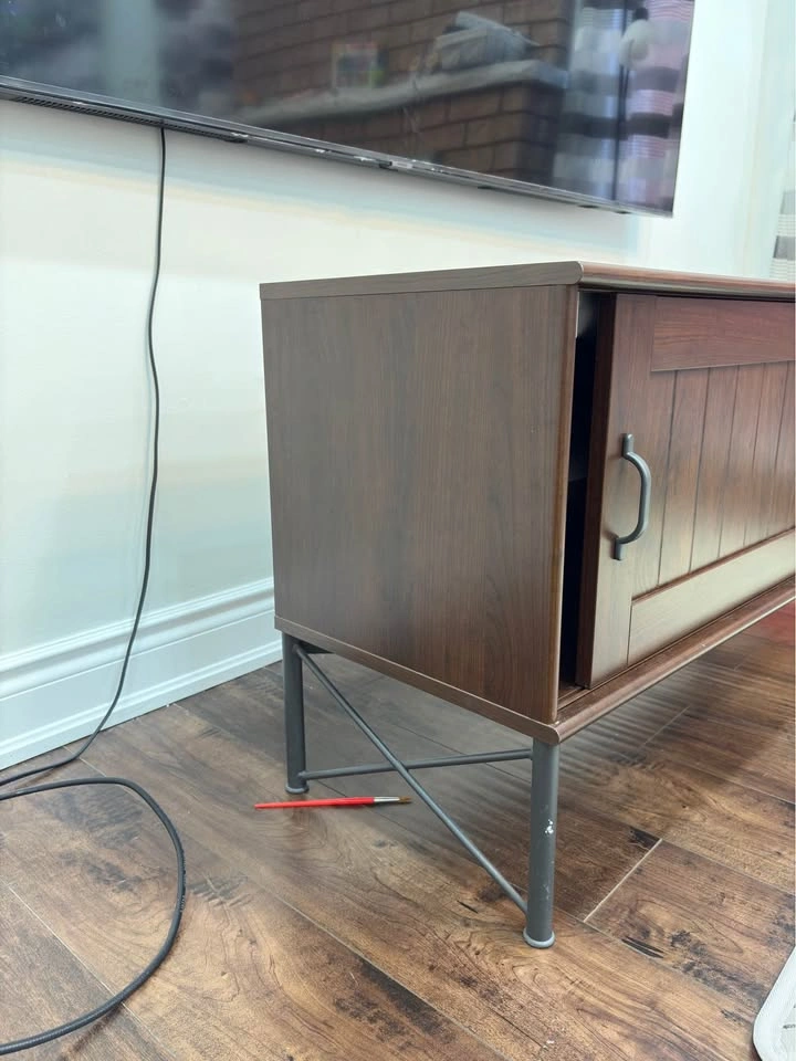 TV Console / Media Stand for Sale - photo 3